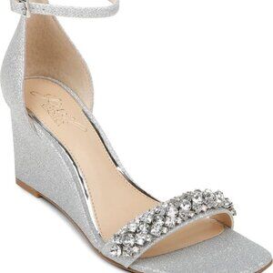 Jewel Badgley Mischka, Peggy Ankle Strap Wedge Sandal size 8, beautiful! NWT